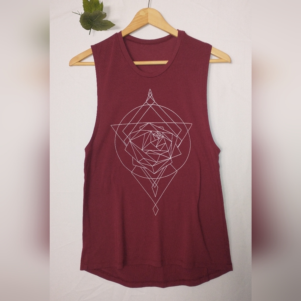 Geometric Print Sleeveless Top - Burgundy Fifth Sun Size Small
